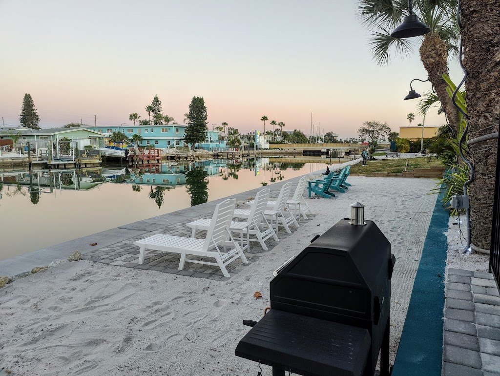 Treasure Island, Florida Beach Motel | 11320 Gulf Blvd, Treasure Island, FL 33706, USA | Phone: (727) 360-6264