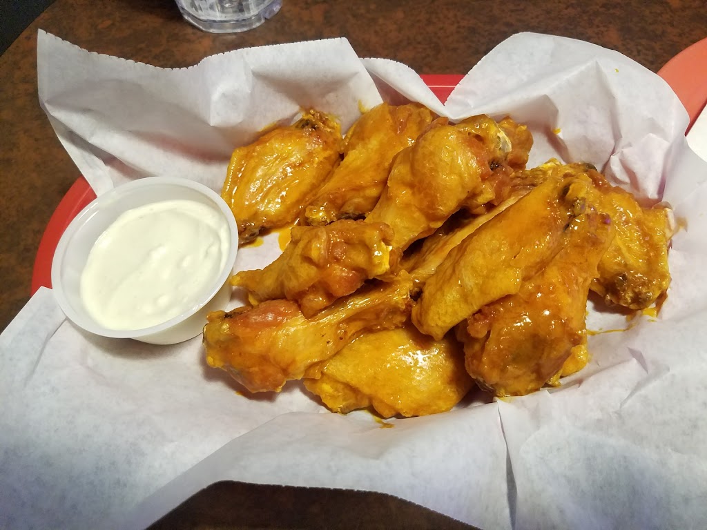 Varsity Sports Cafe & Roman Coin Pizza | 9735 Q St, Omaha, NE 68127, USA | Phone: (402) 339-1944