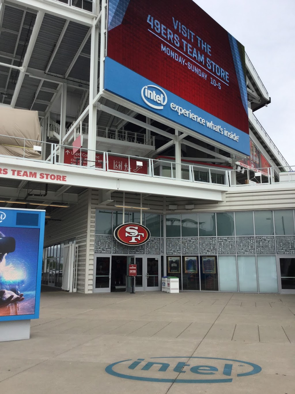 49ers Team Store at Levis Stadium | 4900 Centennial Blvd, Santa Clara, CA 95054, USA | Phone: (408) 217-7065