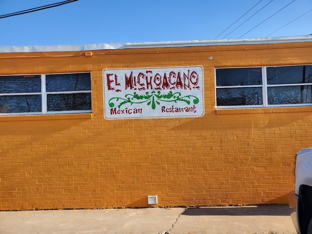 El Michoacano Mexican Restaurant | 2701 E Hwy 71, Del Valle, TX 78617, USA | Phone: (512) 389-3244