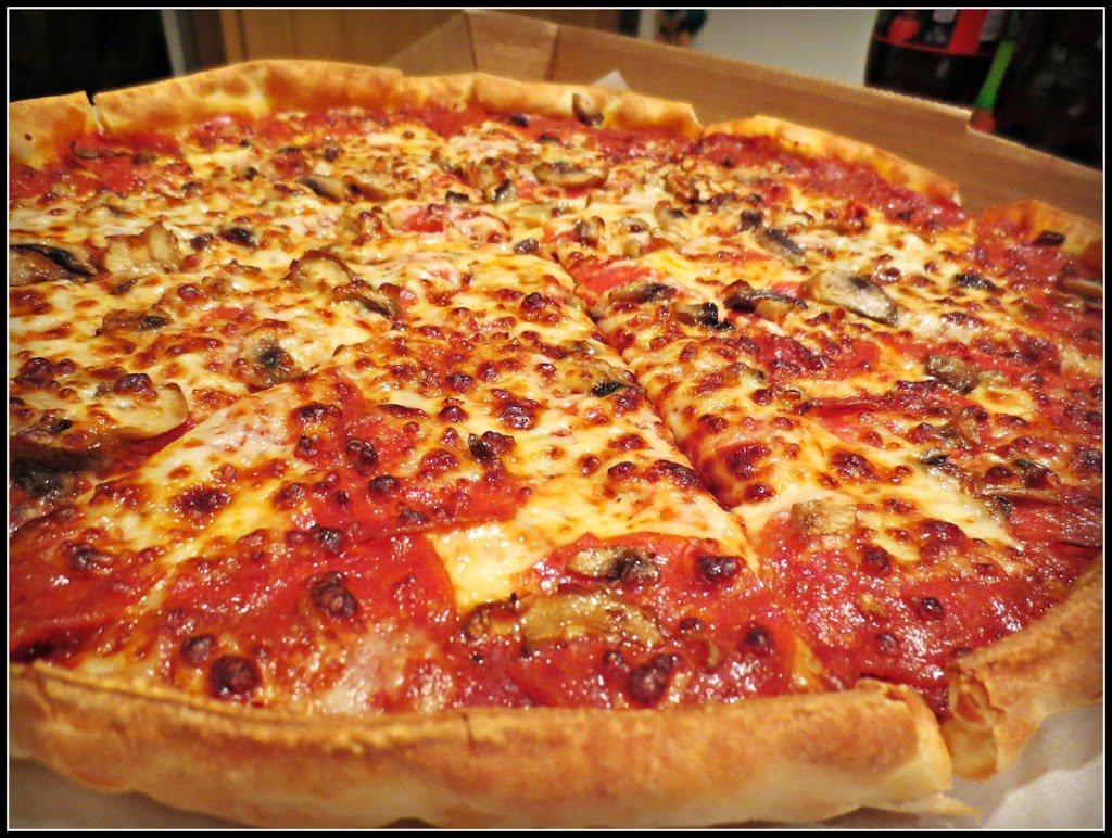 Novotnys Country Baked Pizza | 1981 W Winfield Rd, Worthington, PA 16262, USA | Phone: (724) 545-2900