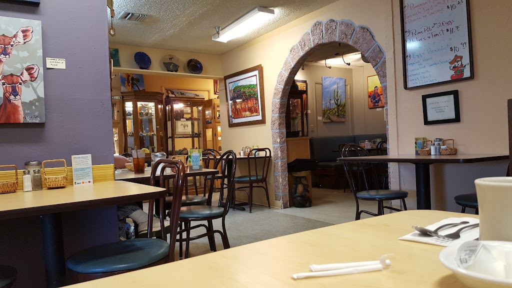 Claires Cafe & Gallery | 16140 N Oracle Rd, Tucson, AZ 85739, USA | Phone: (520) 825-2525