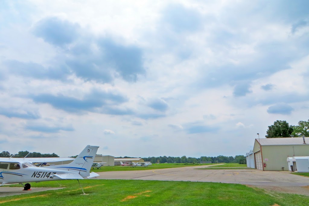 Suburban Aviation | 4383 Section Rd, Ottawa Lake, MI 49267, USA | Phone: (734) 856-6103