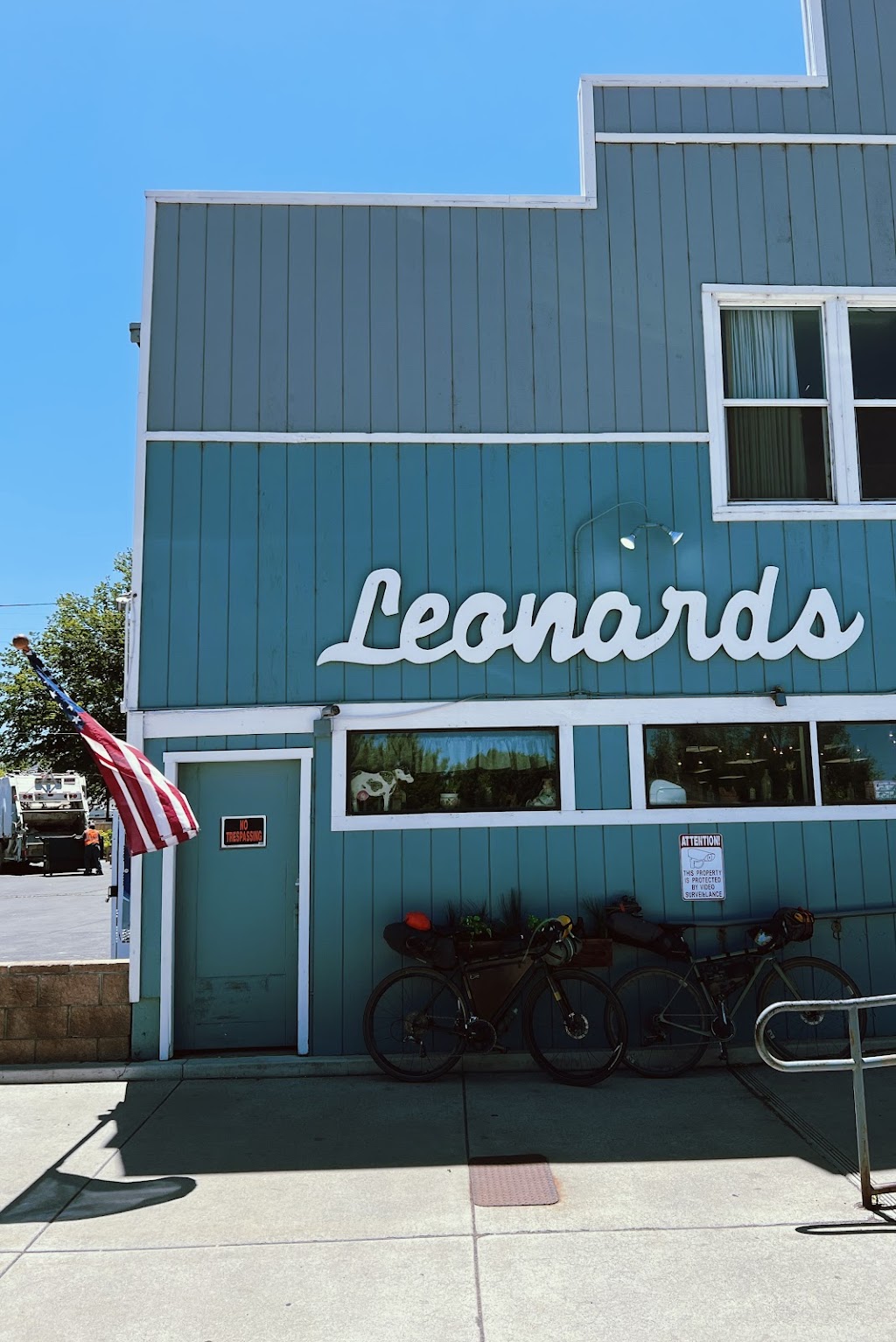 Leonards-Loyalton | 606 Main St, Loyalton, CA 96118, USA | Phone: (530) 993-4397