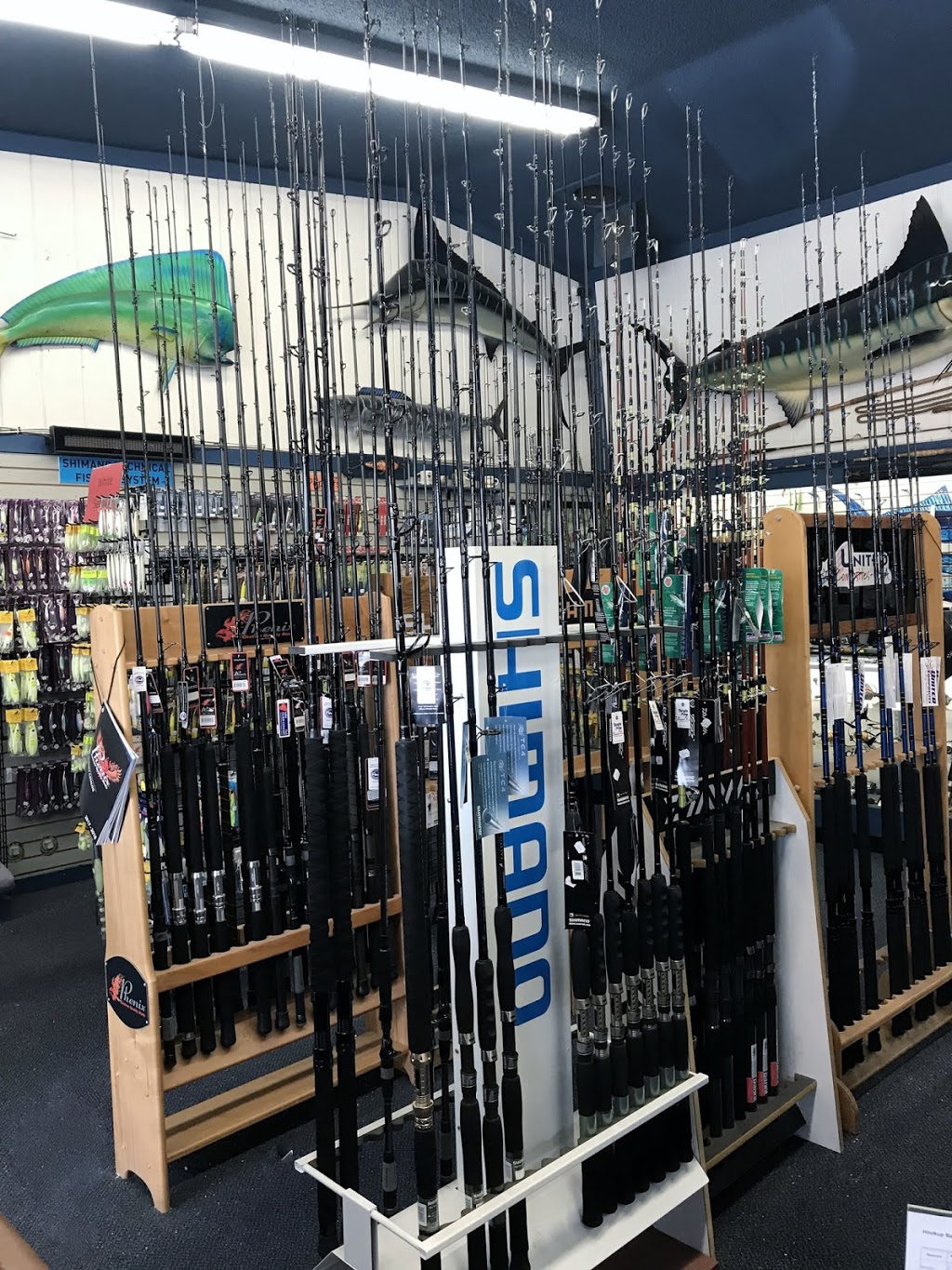 Pacific Edge Bait & Tackle | 5042 Edinger Ave, Huntington Beach, CA 92649, USA | Phone: (714) 840-4262