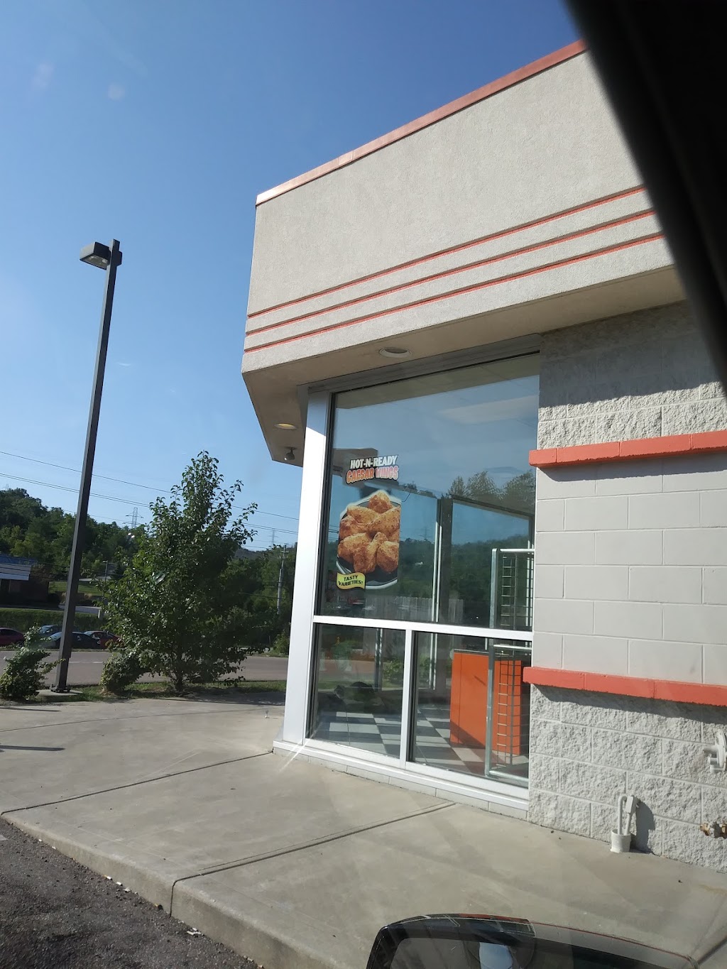 Little Caesars Pizza | 105 S Tanners Creek Dr, Lawrenceburg, IN 47025, USA | Phone: (812) 537-1070