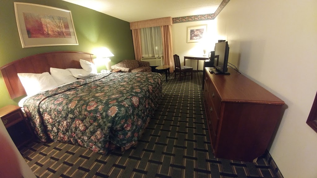 FairBridge Inn & Suites East Cleveland | 28600 Ridgehills Dr, Wickliffe, OH 44092, USA | Phone: (440) 585-0600