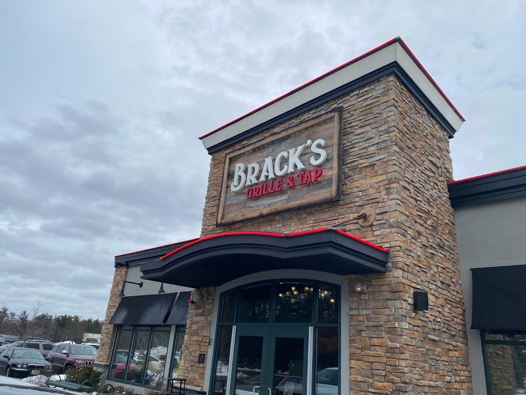 Bracks Grille & Tap | 2097 Bay St, Taunton, MA 02780, USA | Phone: (508) 824-7777