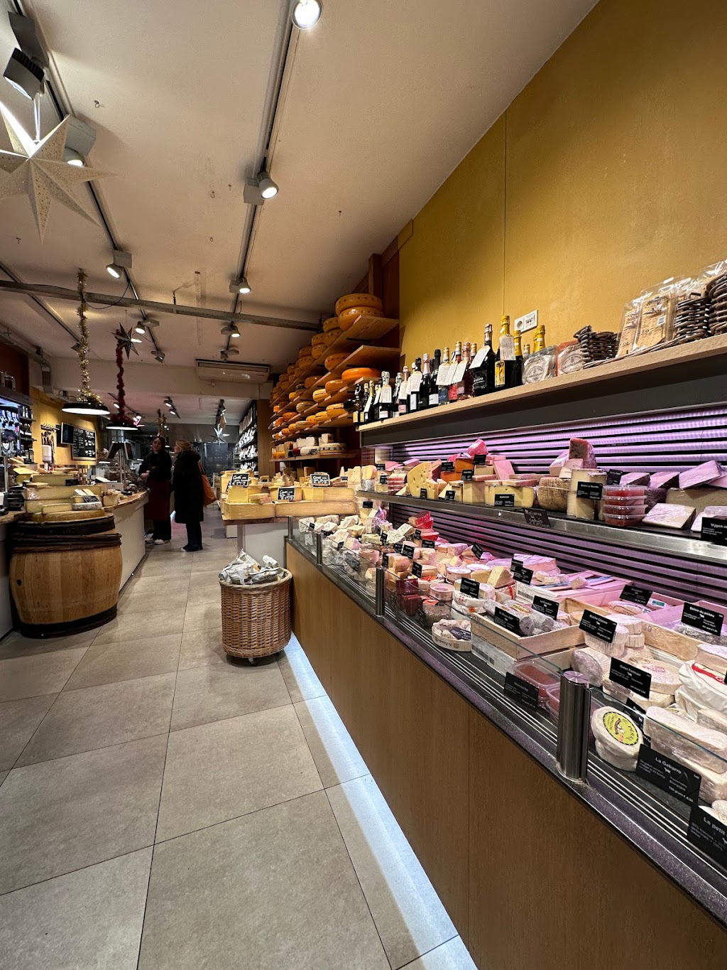 Eriks Delicatessen | Beukenplein 16, 1091 KH Amsterdam, Netherlands | Phone: 020 694 3077