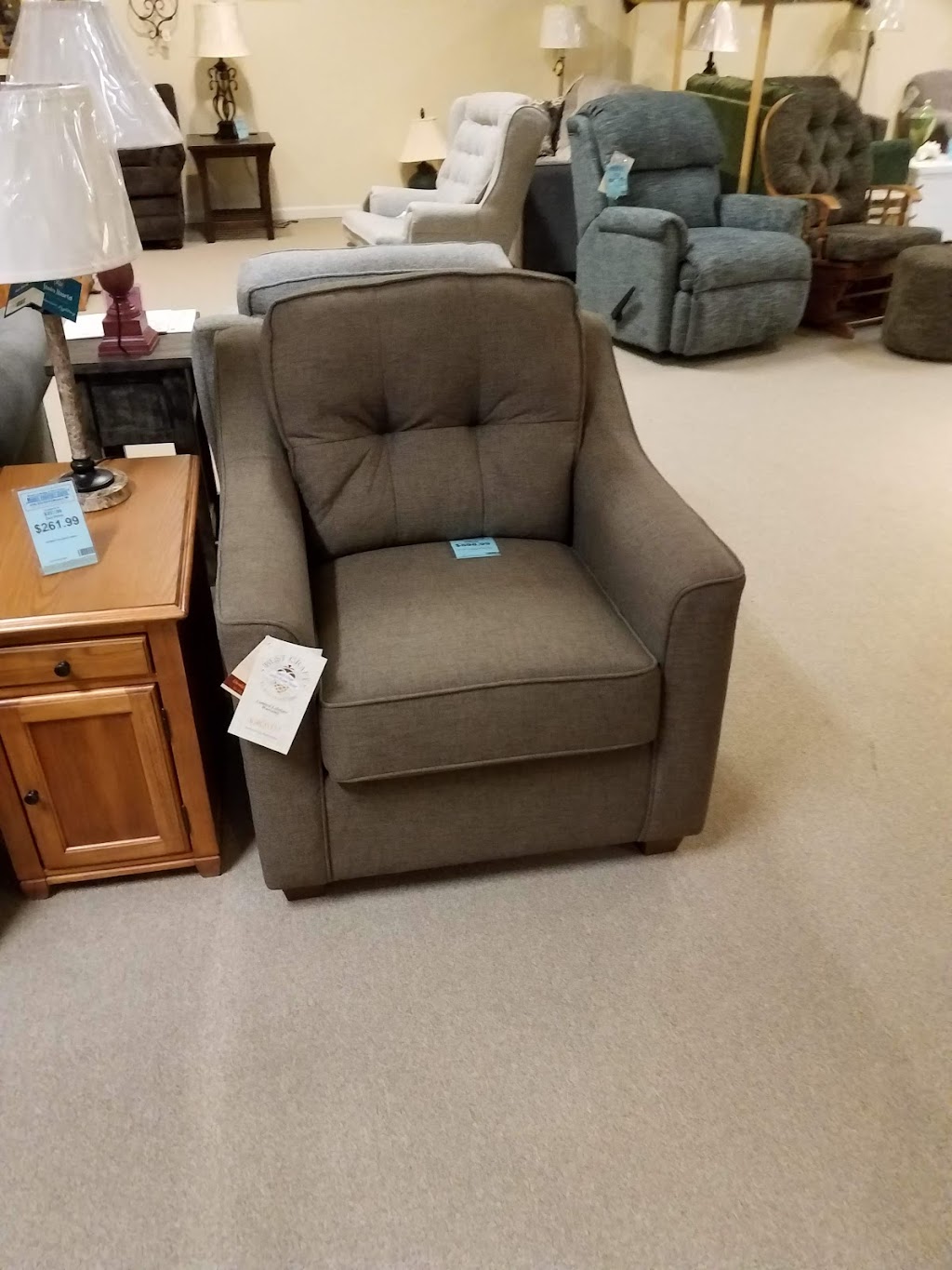 Monroe Furniture Center | 110 W 6th St, Monroe, WI 53566, USA | Phone: (608) 325-9200