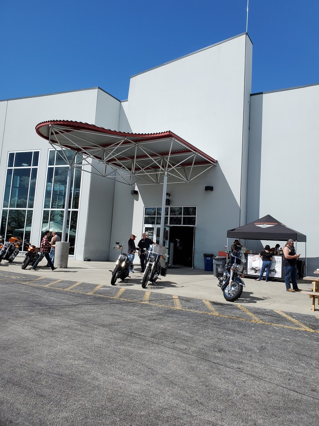 Seminole Harley-Davidson Service Department | 620 Hickman Cir, Sanford, FL 32771 | Phone: (407) 328-1212