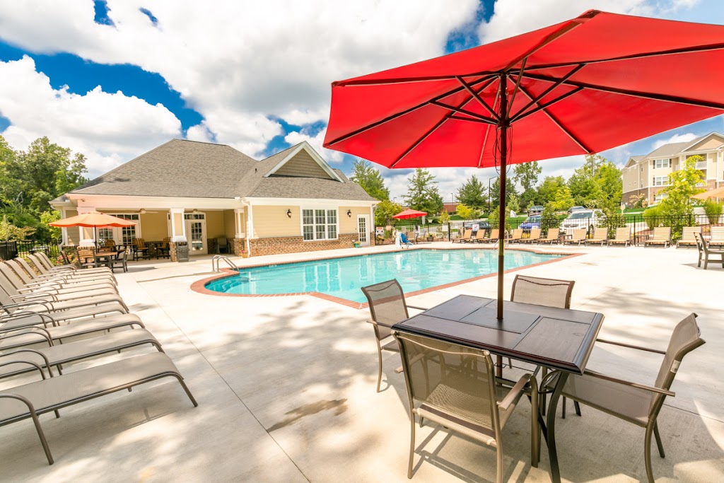 Alexander Pointe Apartments | 102 Village Dr, Mebane, NC 27302, USA | Phone: (336) 656-2022