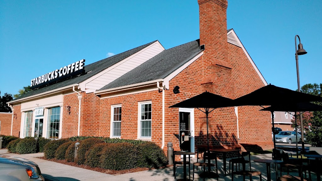 Starbucks | 762 J Clyde Morris Blvd, Newport News, VA 23601, USA | Phone: (757) 595-4621