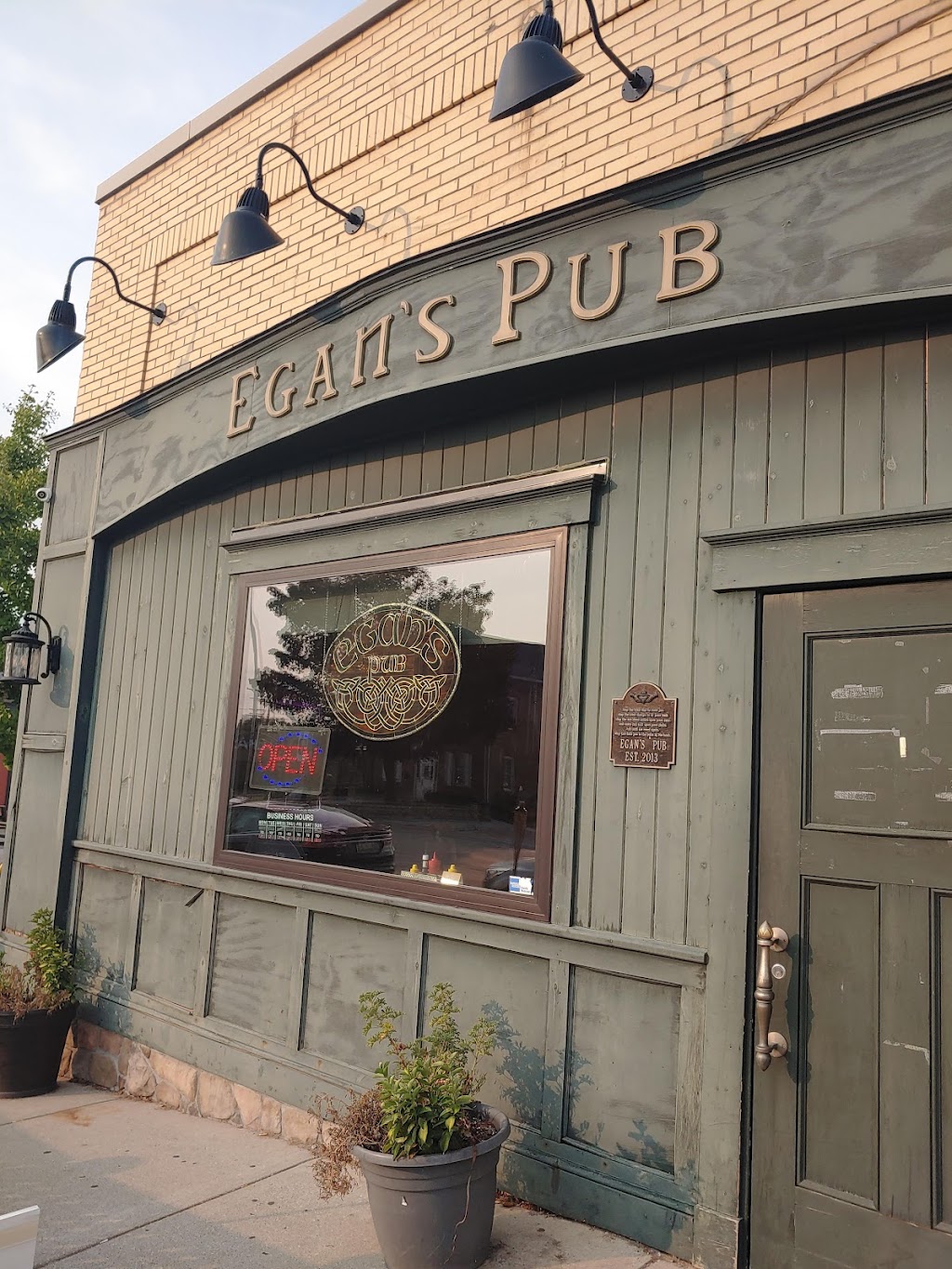 Egans Pub | 396 Main St, Belleville, MI 48111, USA | Phone: (734) 325-7451