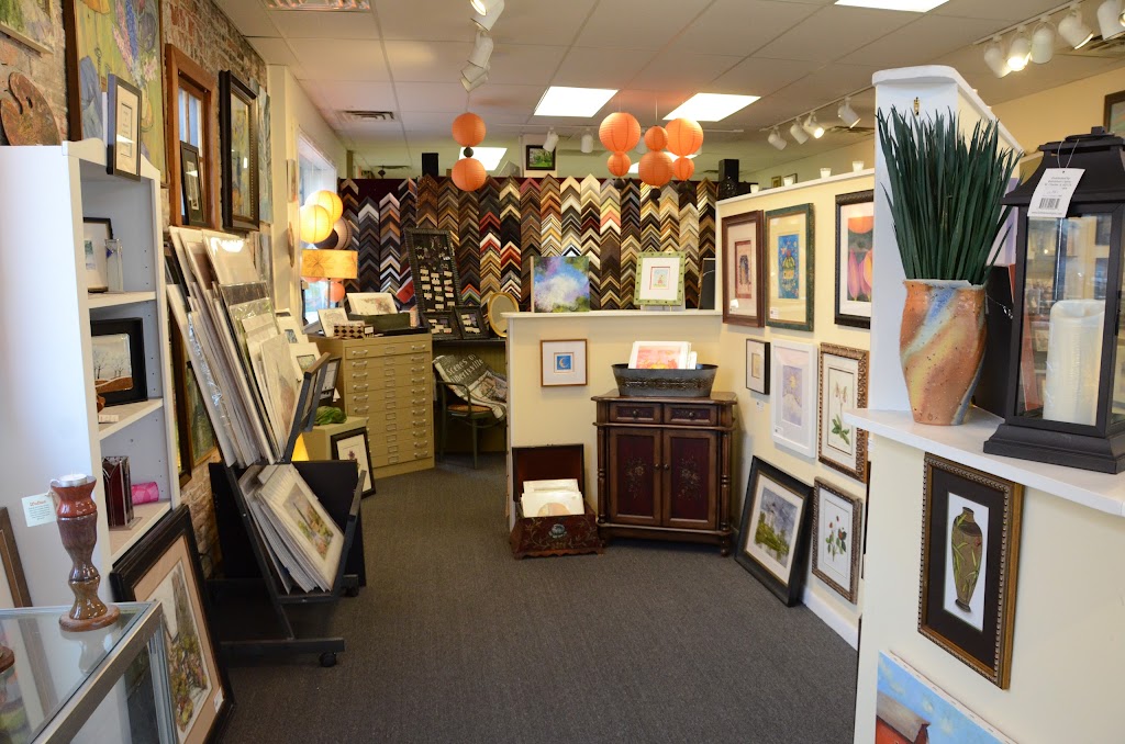Curtis Frame Back Alley Gallery | 543 N Milwaukee Ave, Libertyville, IL 60048, USA | Phone: (847) 362-2848