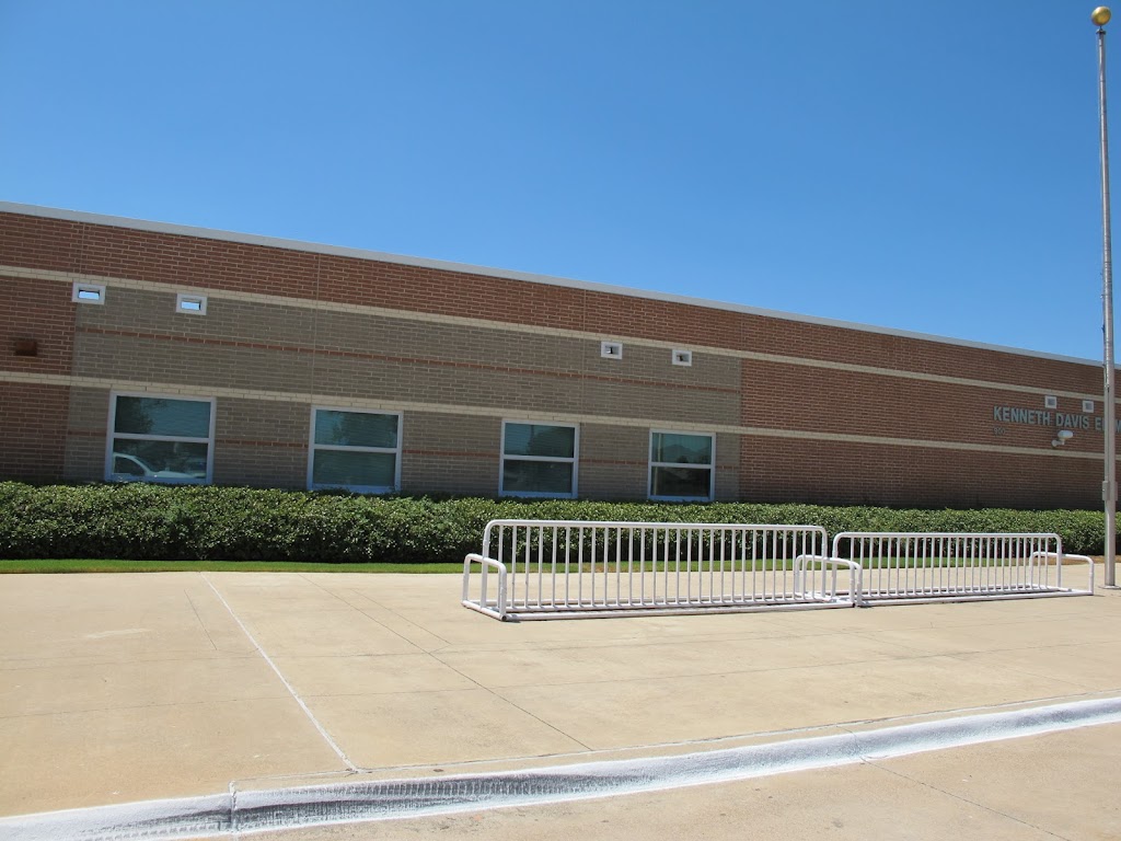 Kenneth Davis Elementary School | 900 Eden Rd, Arlington, TX 76001 | Phone: (817) 299-7840