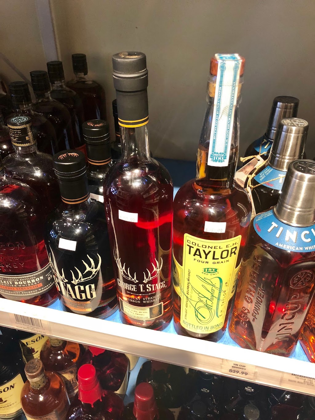 Clearwater Beach Wine & Spirits | 490 Mandalay Ave #6, Clearwater Beach, FL 33767, USA | Phone: (727) 447-1453