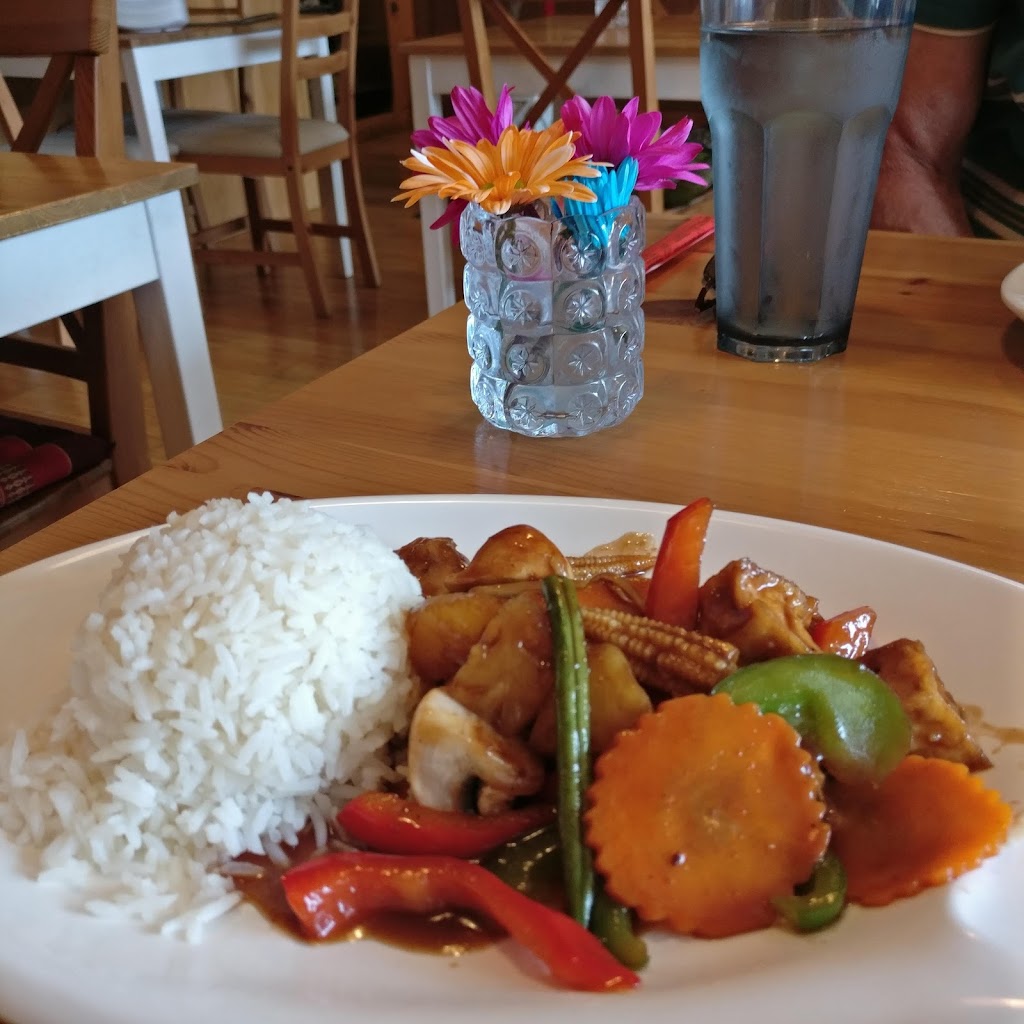 Mango Thai Cuisine | 115 Elm St, West Newton, MA 02465, USA | Phone: (617) 630-8101