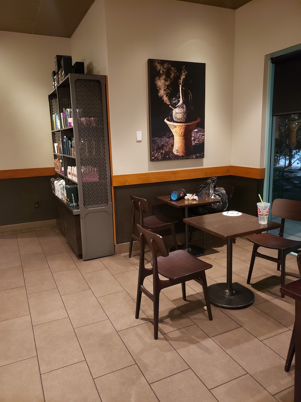 Starbucks | Gateway Center, 1620 Puente Ave, Baldwin Park, CA 91706, USA | Phone: (626) 338-5018