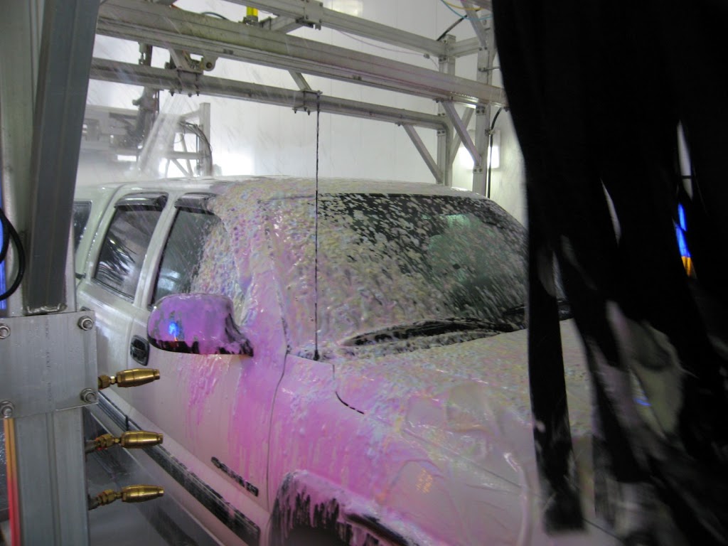 Sun & Suds Car wash | 1650 US-301, Palmetto, FL 34221, USA | Phone: (941) 867-3327