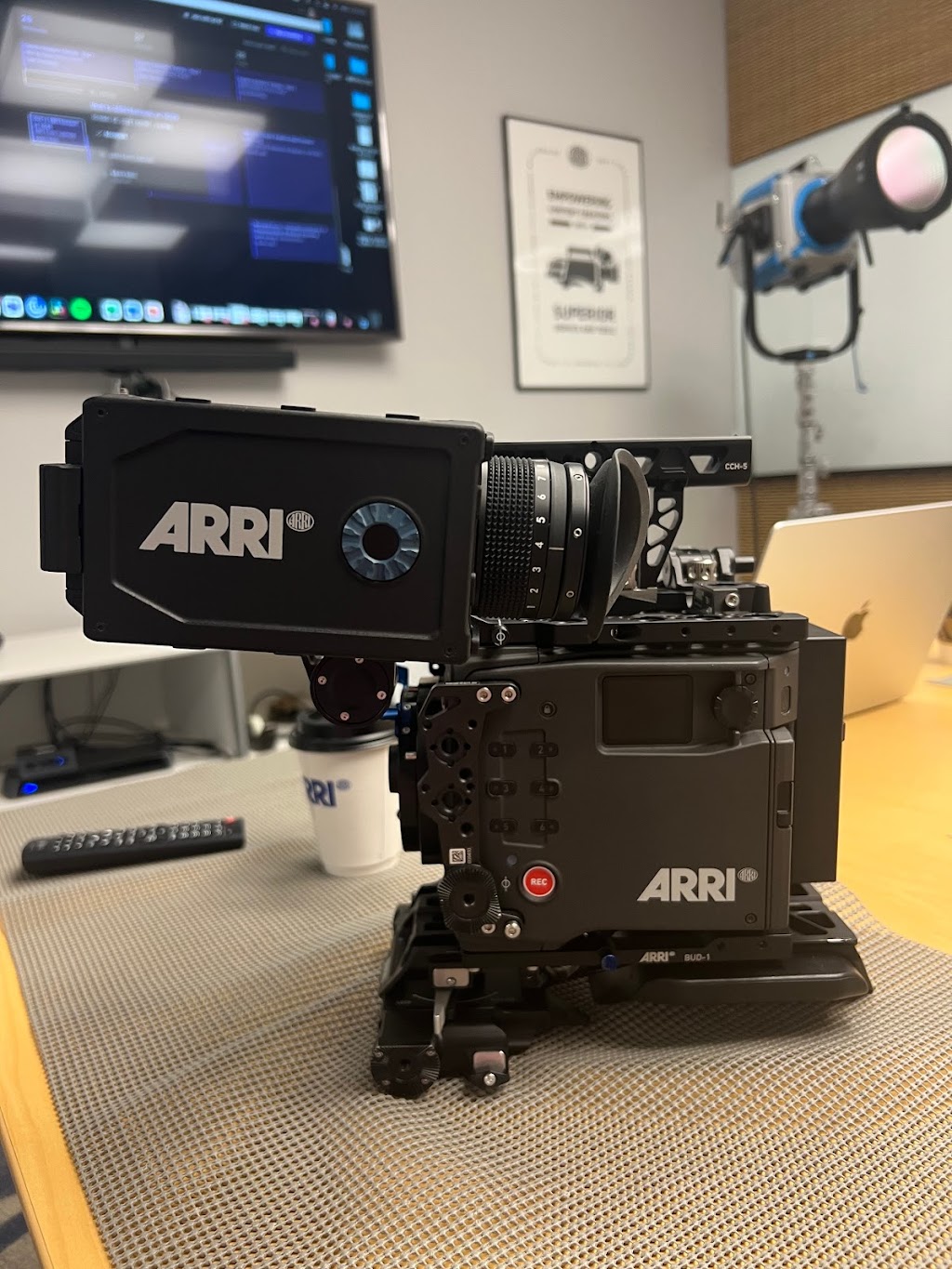 ARRI Inc. | 3700 Vanowen St, Burbank, CA 91505, USA | Phone: (818) 841-7070