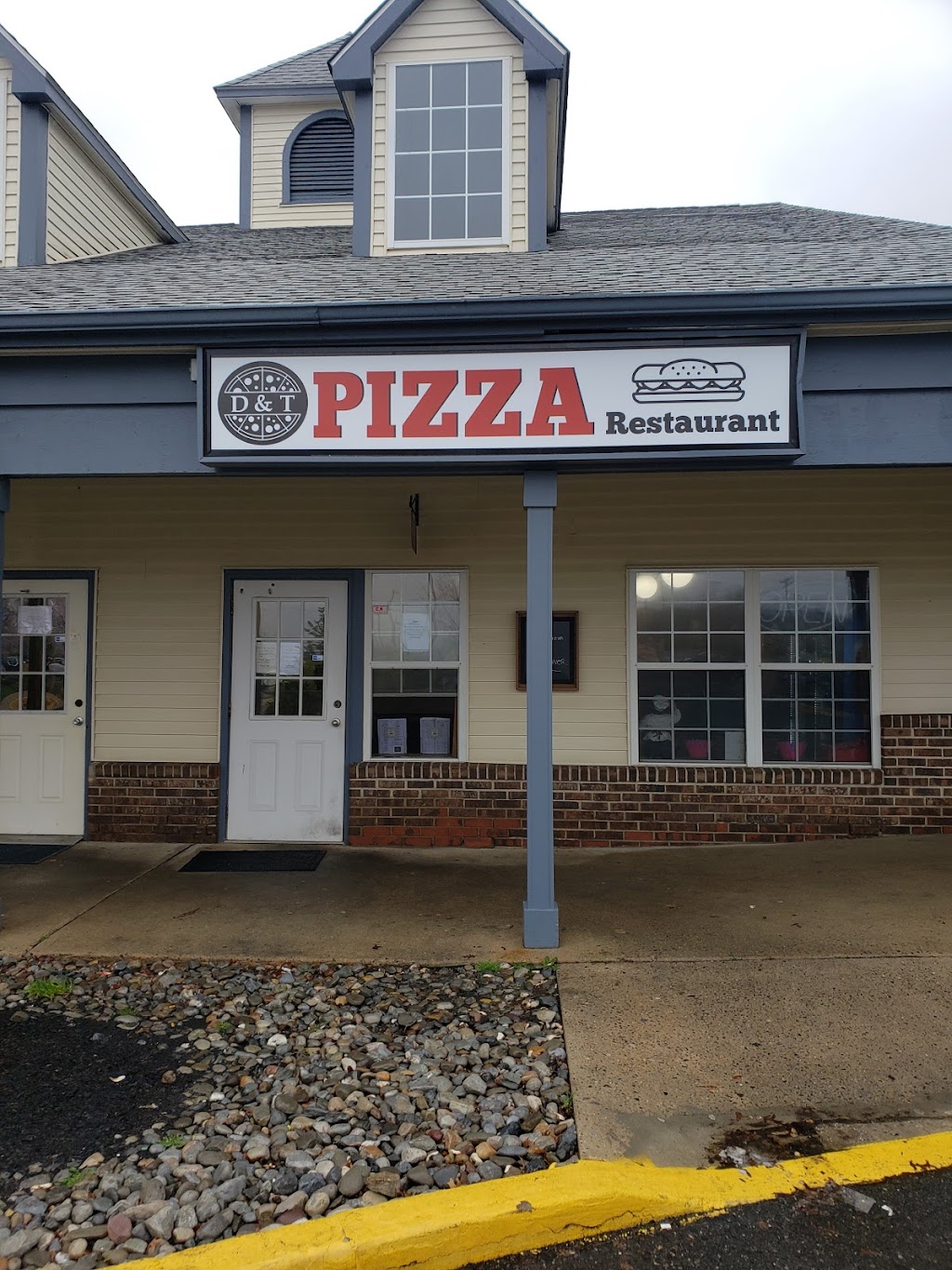 D & T Pizza Restaurant | 1600 Perrineville Rd # 5, Monroe Township, NJ 08831, USA | Phone: (609) 655-8642