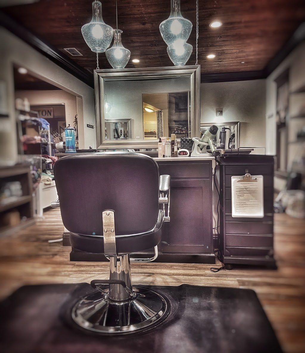 Artistic Chris @ Ferrante’s Hair Studio | 810 Alex Ln, Midlothian, TX 76065 | Phone: (682) 442-7879