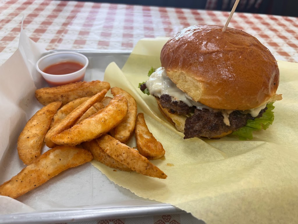 Moms Burgers & Wings | 26615 US-380 Ste 170, Providence Village, TX 76227, USA | Phone: (940) 365-9980