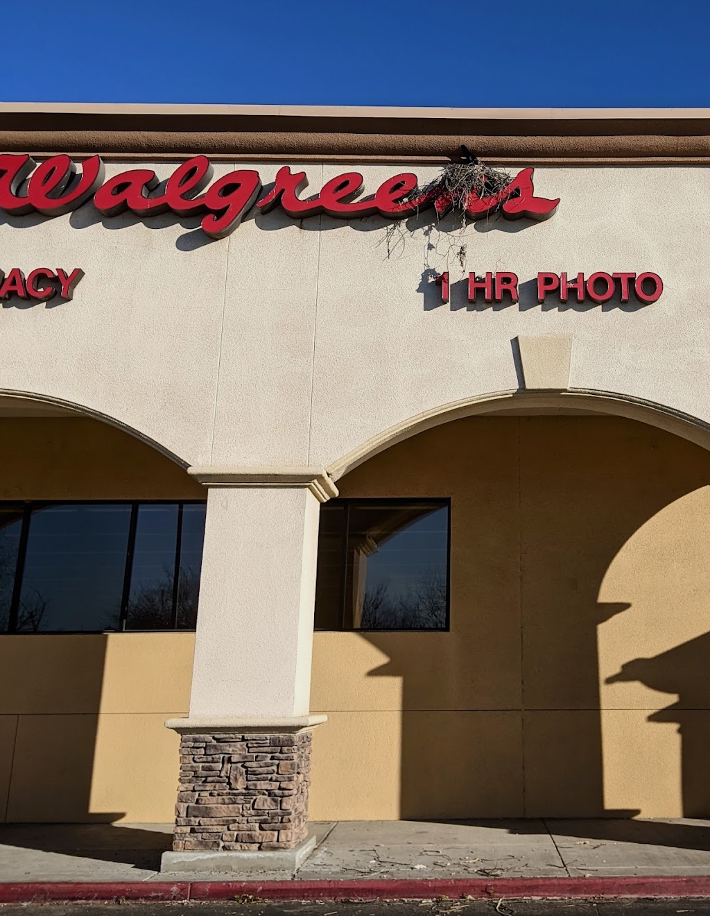 Walgreens | 1815 Herndon Ave, Clovis, CA 93611 | Phone: (559) 325-1324