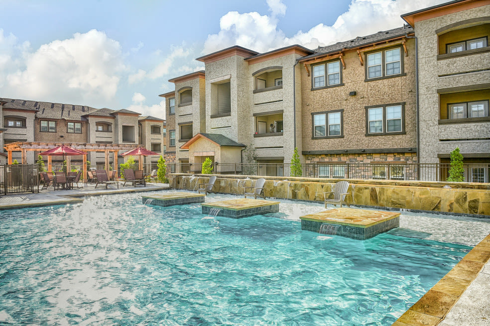 Overlook Ranch | 3101 Alliance Gateway Fwy, Fort Worth, TX 76177, USA | Phone: (833) 859-4883