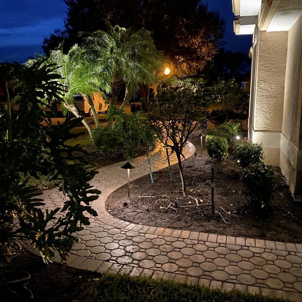 Tropical Solutions 123 Outdoor lighting | 617 Rosemary Cir, Bradenton, FL 34212, USA | Phone: (941) 708-3086