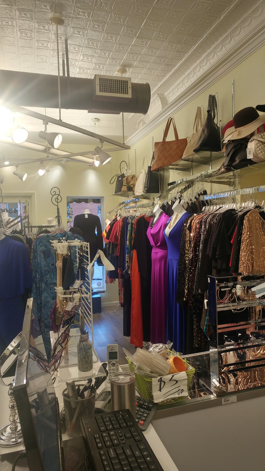 City Boutique | 4300 Manchester Ave, St. Louis, MO 63110, USA | Phone: (314) 657-0125