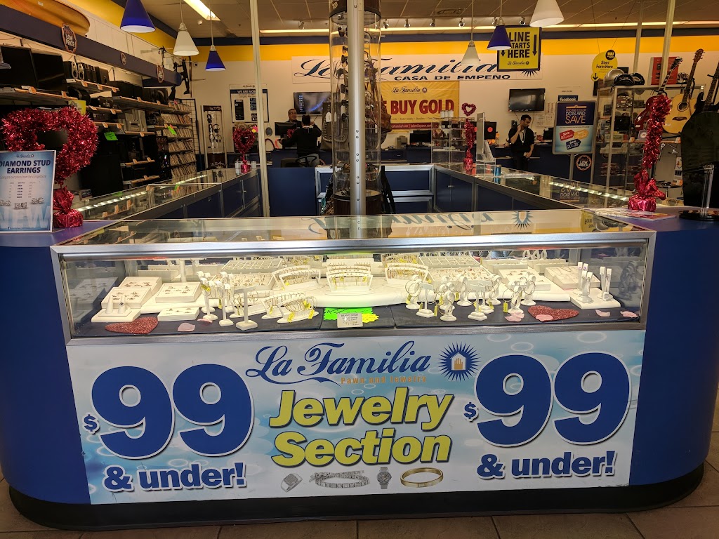 La Familia Pawn and Jewelry E Osceola | 1950 E Osceola Pkwy, Kissimmee, FL 34743, USA | Phone: (407) 350-4218