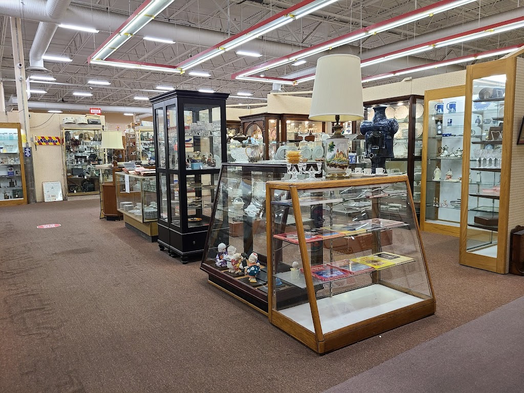 Medina Antique Mall | 2797 Medina Rd, Medina, OH 44256, USA | Phone: (330) 722-0017