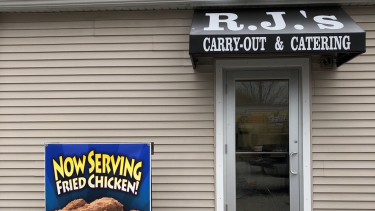 R.J.’s Carryout & Catering | 5 N Delmar Ave, Hartford, IL 62048, USA | Phone: (618) 216-3644