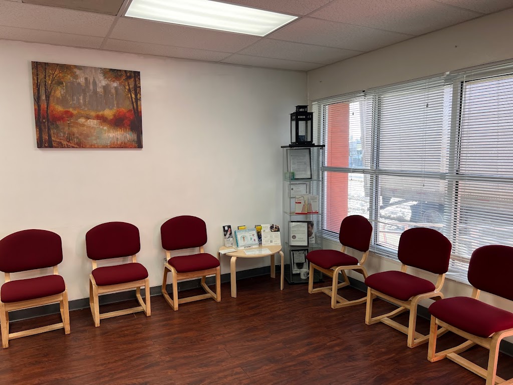 5th Ave Smile | 2044 Clinton St suite b, Aurora, CO 80010, USA | Phone: (303) 360-7462