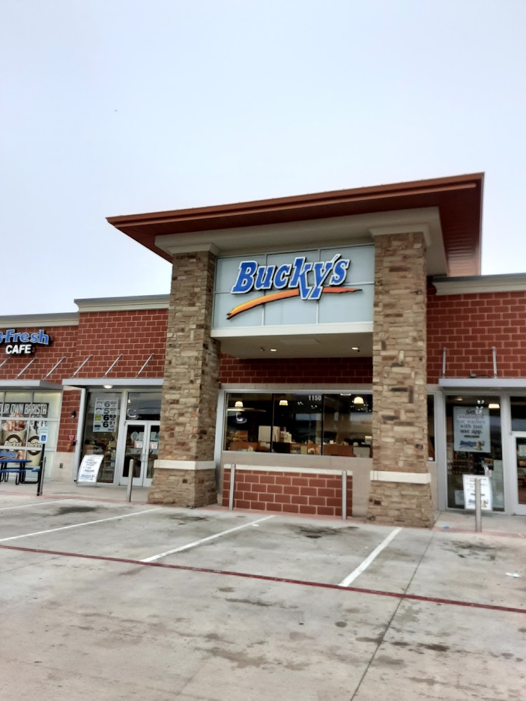 Buckys Convenience Stores | 1150 W Sam Houston Pkwy N, Houston, TX 77043, USA | Phone: (713) 492-2625