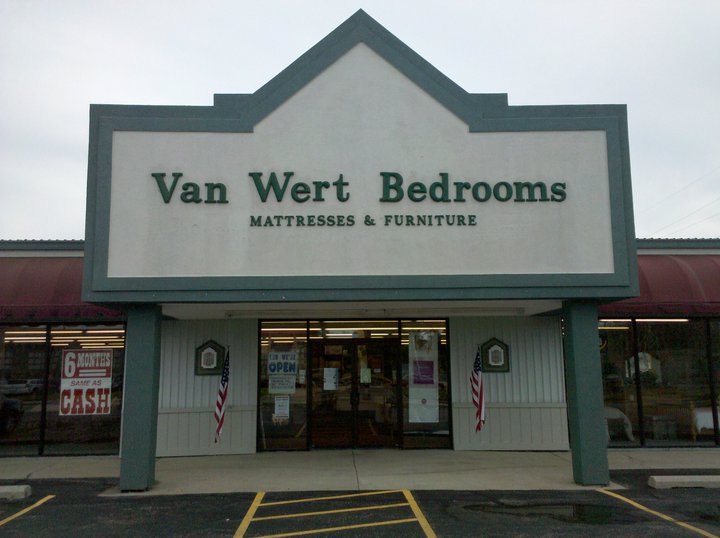 Van Wert Bedrooms | 706 W Ervin Rd, Van Wert, OH 45891, USA | Phone: (419) 238-3399