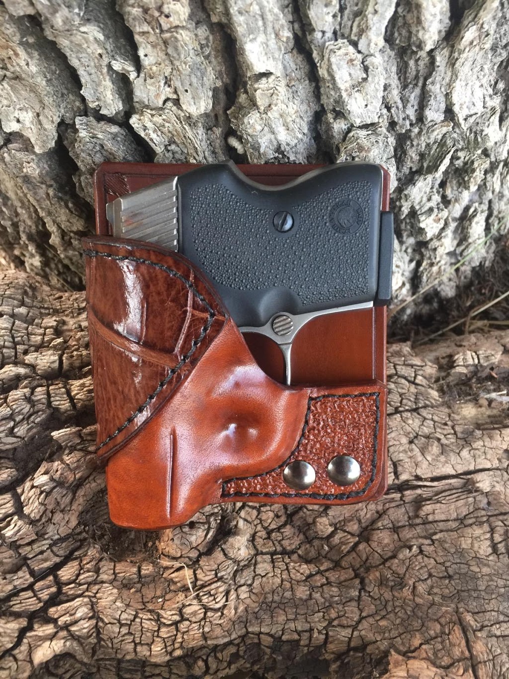 Bear Creek Holsters | 1057 Fallen Oak, New Braunfels, TX 78132, USA | Phone: (830) 227-5112