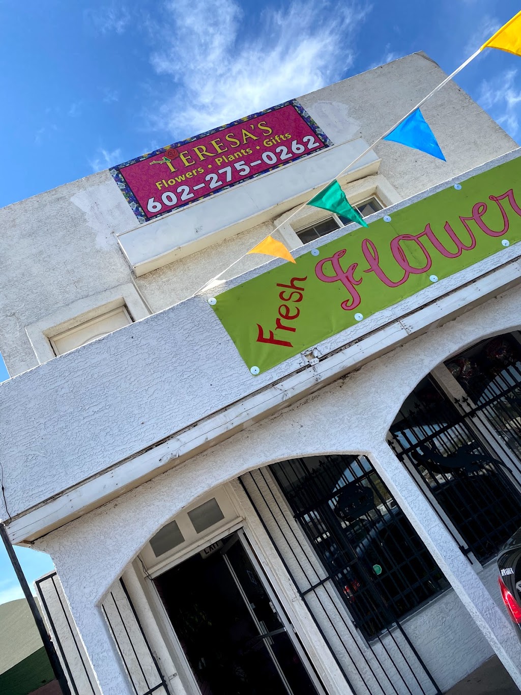 Teresas Flowers | 2117 E Indian School Rd, Phoenix, AZ 85016, USA | Phone: (602) 275-0262