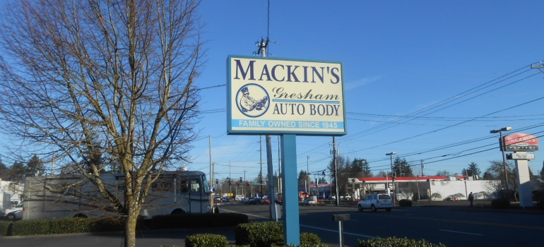 Mackins Gresham Auto Body | 2617 SE 182nd Ave, Gresham, OR 97030, USA | Phone: (503) 665-6605