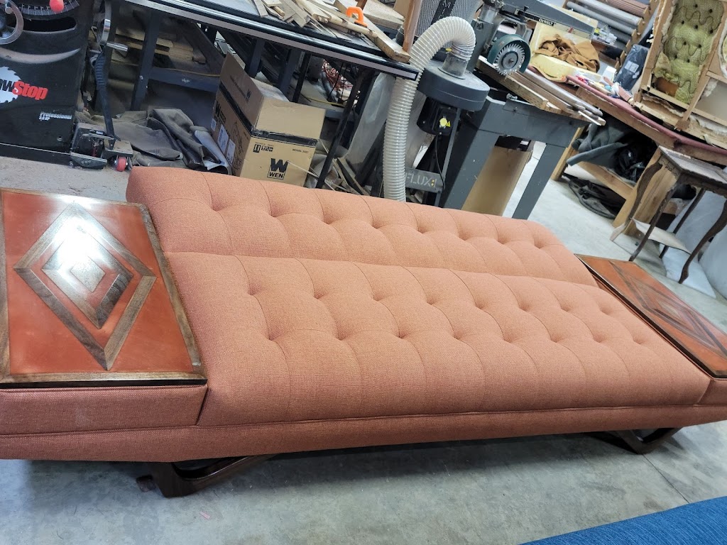 M & M Creative Upholstery LLC | 11560 SE 222nd Dr, Damascus, OR 97089, USA | Phone: (503) 367-0932