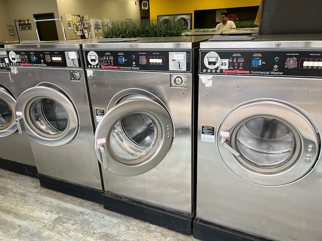 Busy B Laundromat | 19137 Wolf Rd Ste D, Mokena, IL 60448, USA | Phone: (815) 312-3012