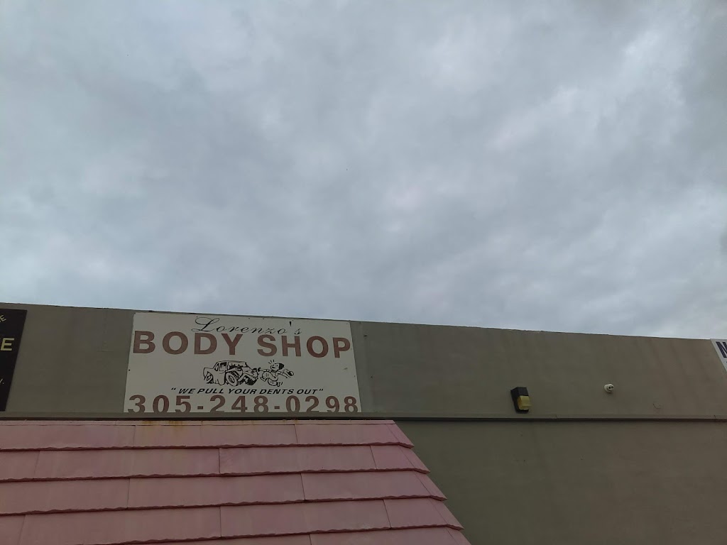 Lorenzos Bodyshop | 557 SW 2nd St, Homestead, FL 33030, USA | Phone: (305) 248-0298