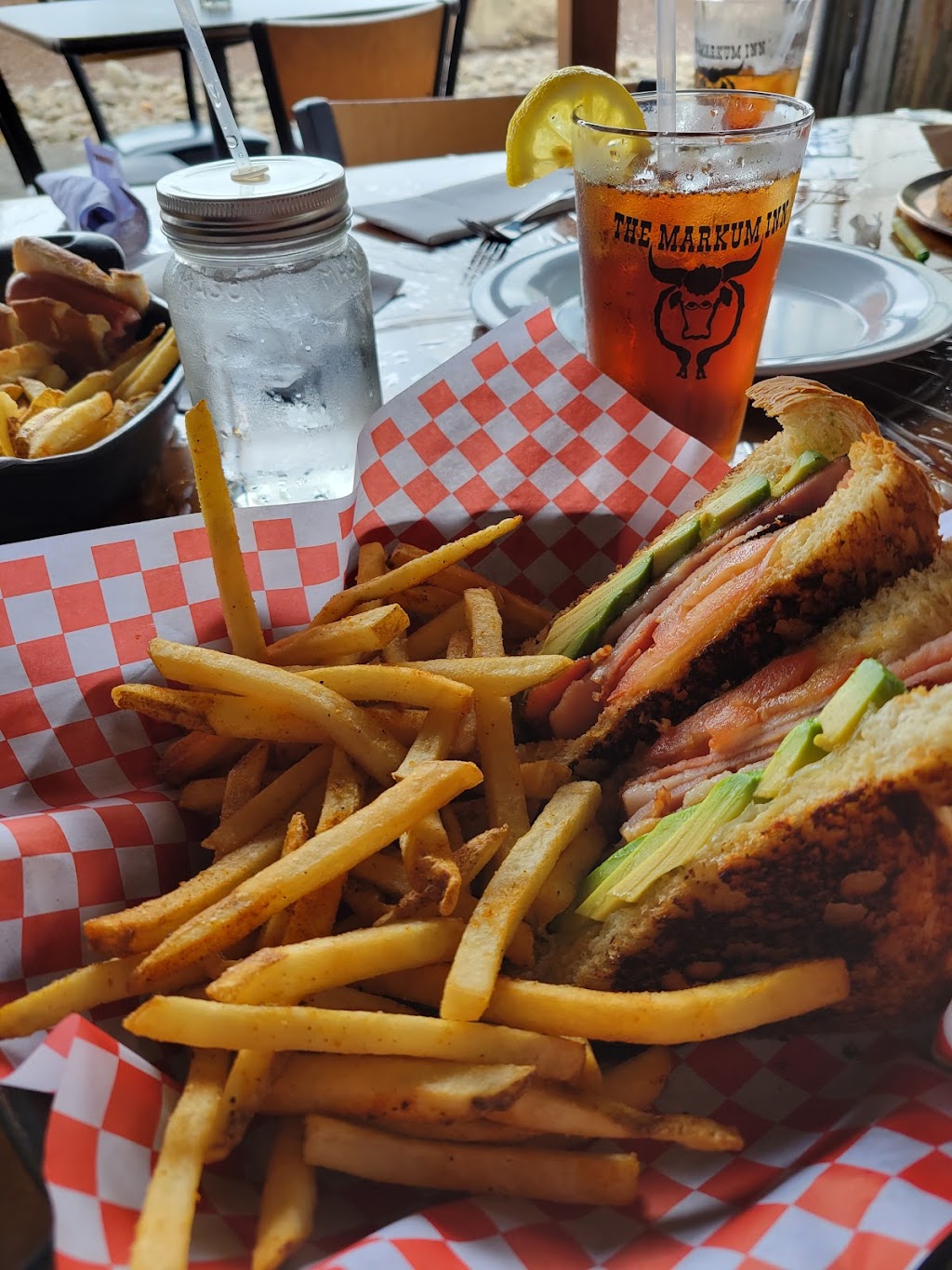 Markum Inn 36903 OR213, Mt Angel, OR 97362