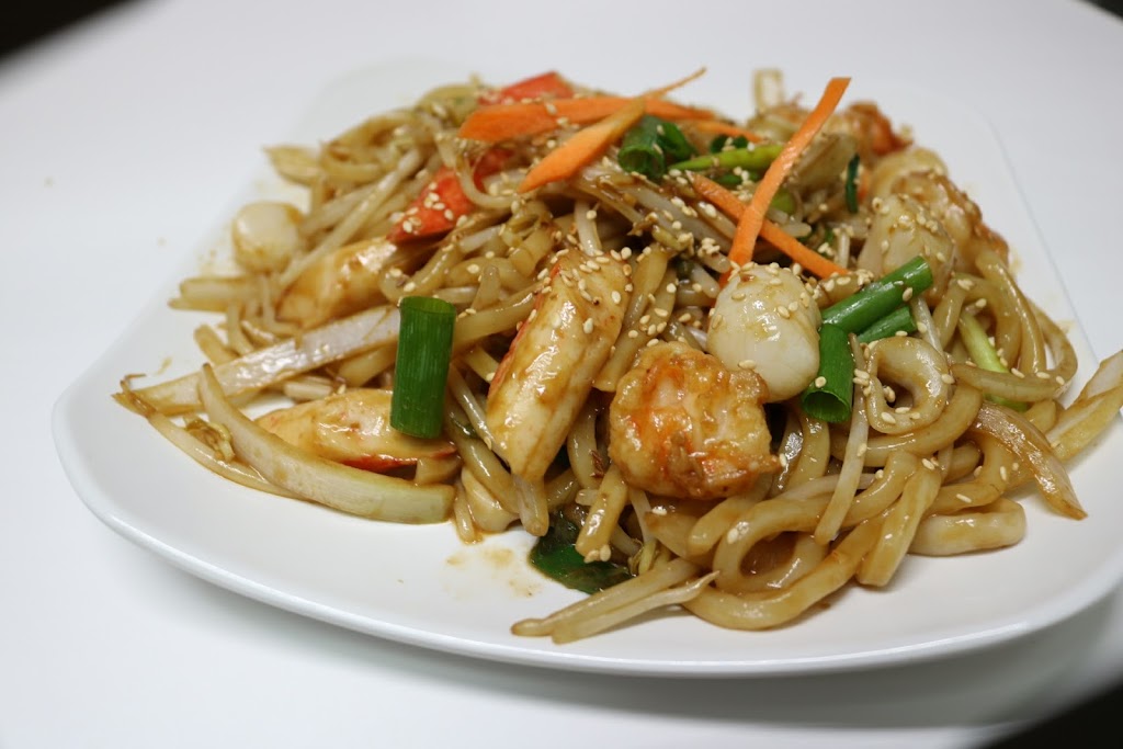 Wok N Roll | 1071 W Round Grove Rd #500, Lewisville, TX 75067, USA | Phone: (214) 488-5296