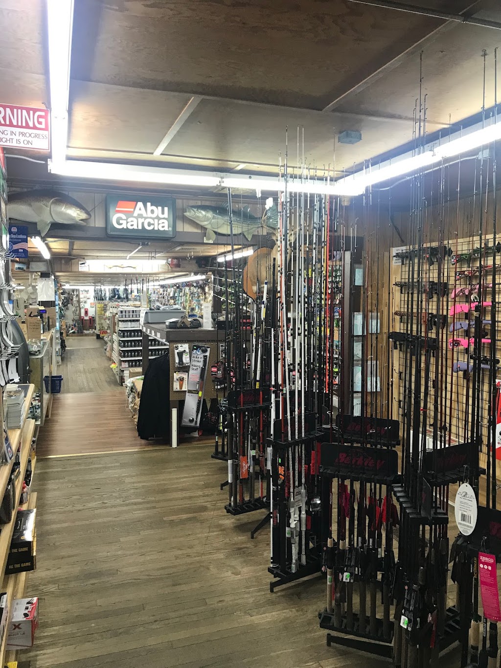 Bettys Outdoors | 3701 Nc 89 Hwy E, Walnut Cove, NC 27052, USA | Phone: (336) 591-4848