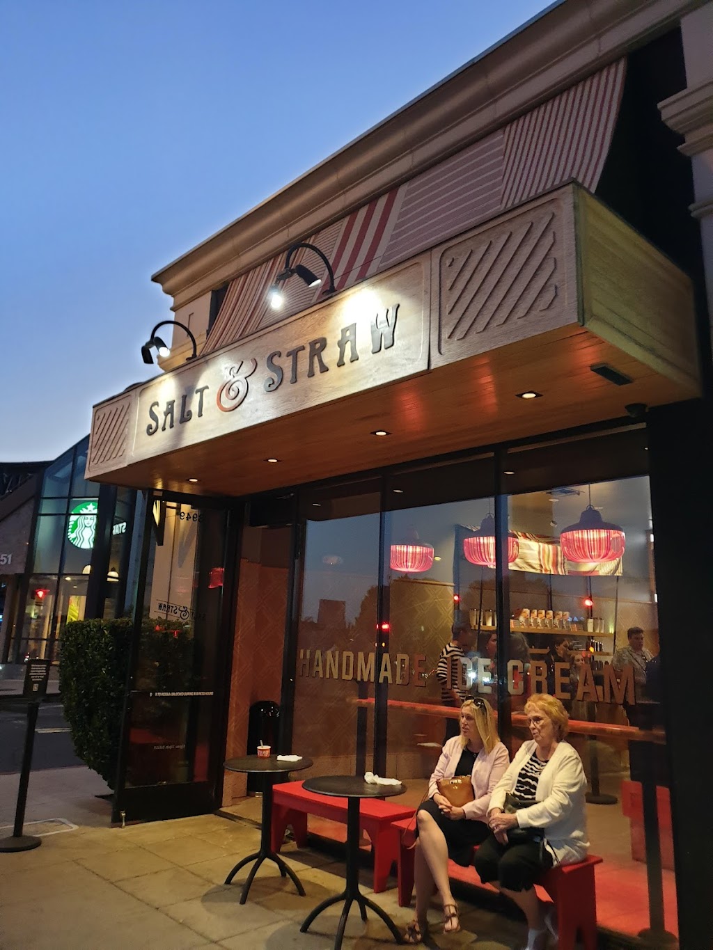 Salt & Straw | 8949 Santa Monica Blvd, West Hollywood, CA 90069, USA | Phone: (424) 288-4818