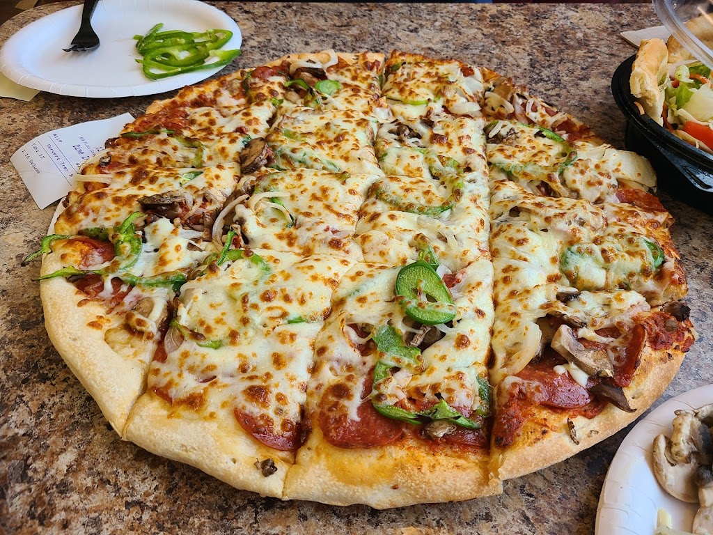 Richards Pizza | 417 Main St, Hamilton, OH 45013, USA | Phone: (513) 894-3296