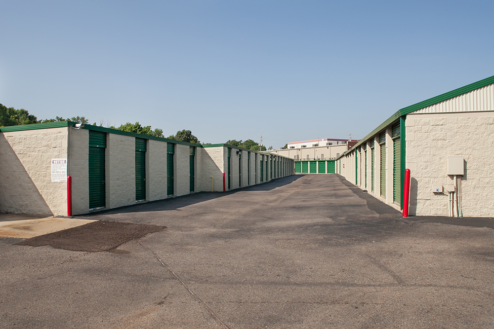 Securlock Storage at Cordova | 1570 Bonnie Ln, Cordova, TN 38016, USA | Phone: (901) 755-0077